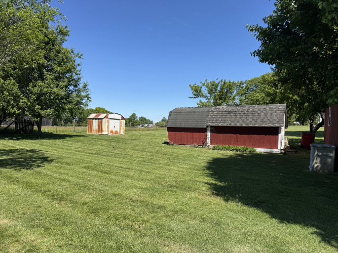 Listing Image 9