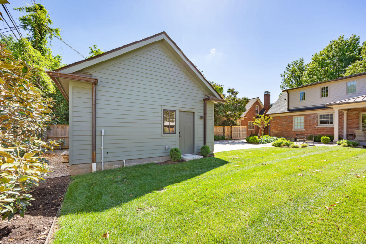 Listing Image 63