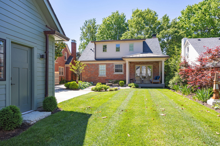 Listing Image 64