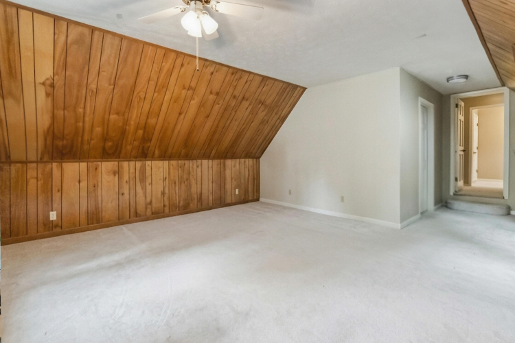 Listing Image 37