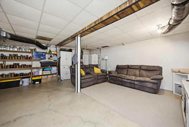 Listing Image 28