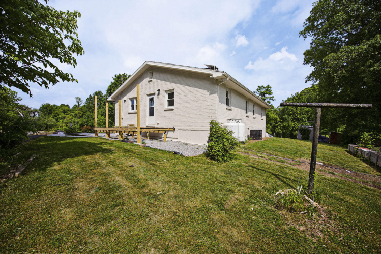 Listing Image 32