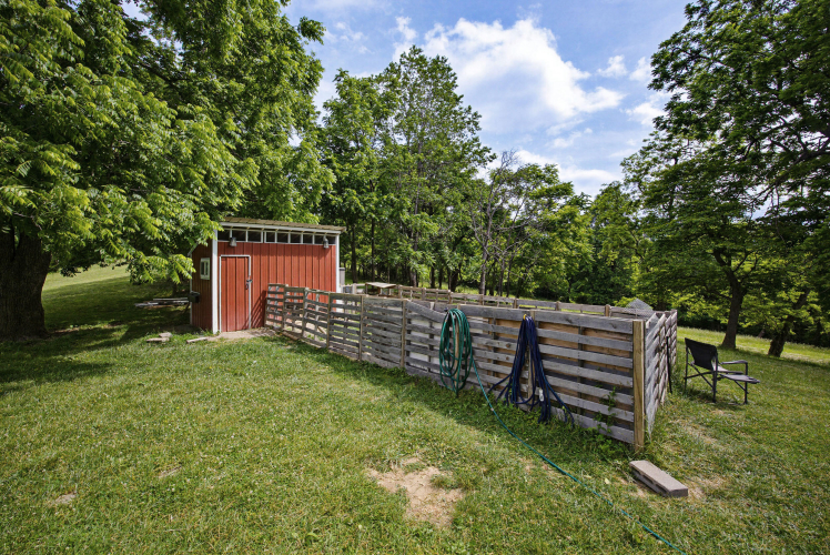 Listing Image 44