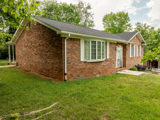 Listing Image 38