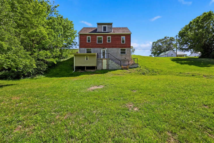 Listing Image 33