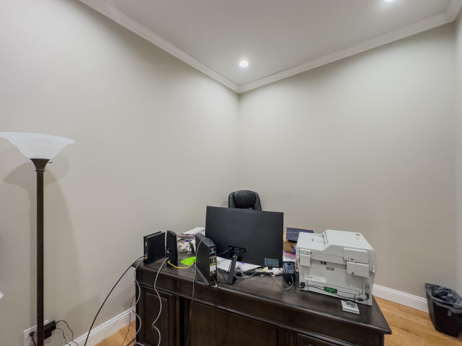 Listing Image 45