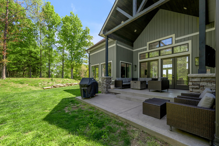 Listing Image 10