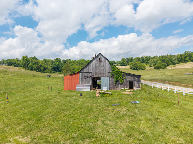 Listing Image 9