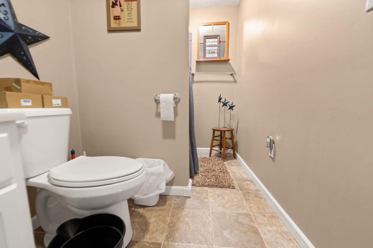 Listing Image 51