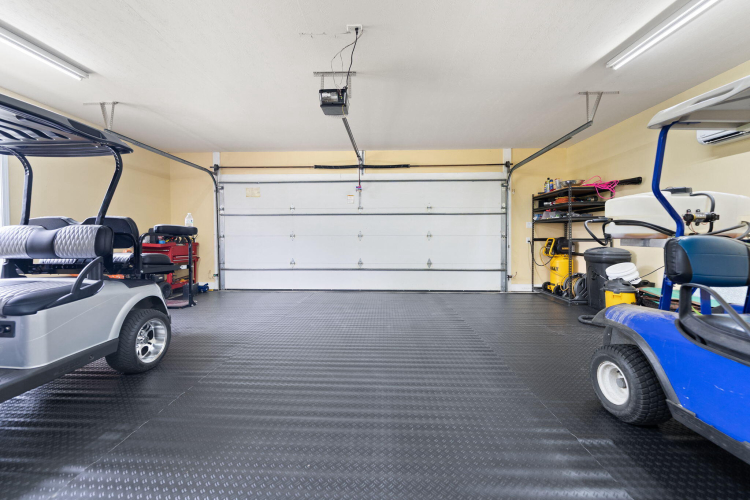 Listing Image 75