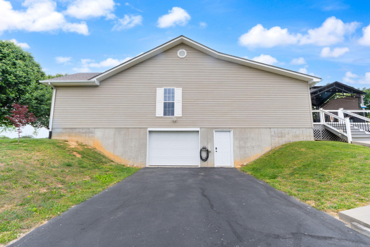 Listing Image 78