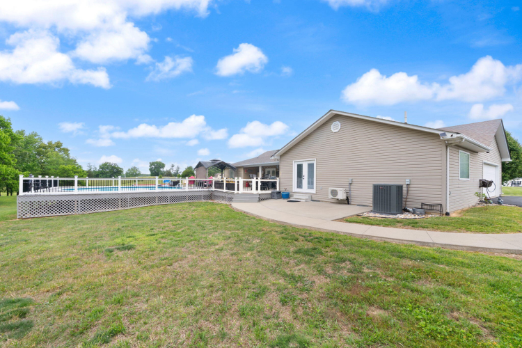 Listing Image 81