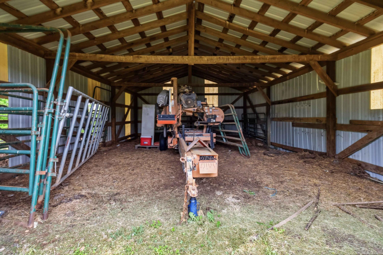 Listing Image 43