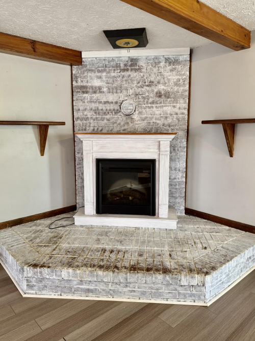 Listing Image 20