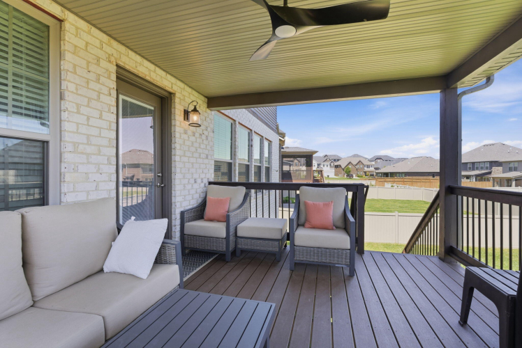 Listing Image 19