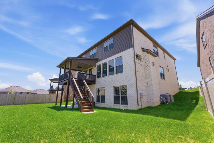 Listing Image 52