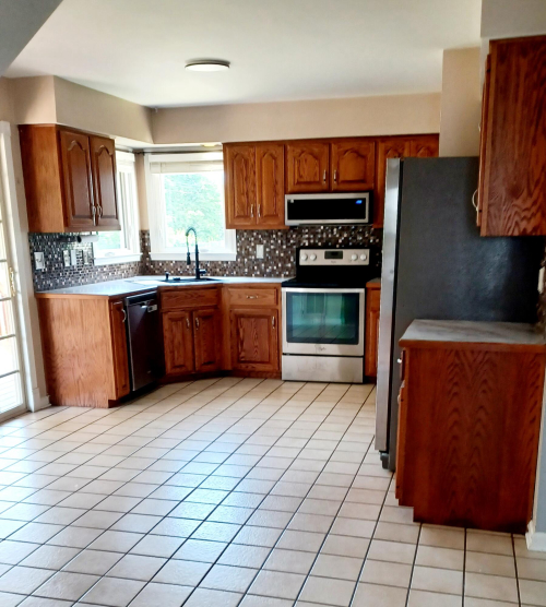 Listing Image 13