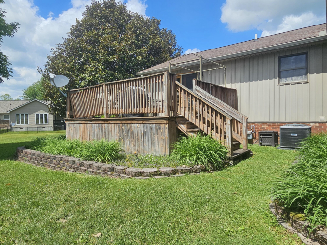 Listing Image 6