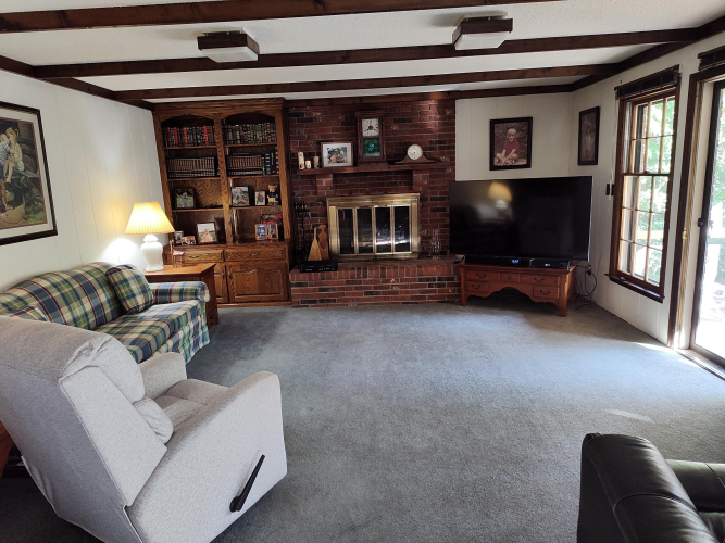 Listing Image 18