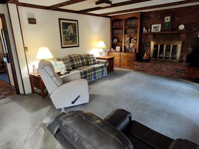 Listing Image 20