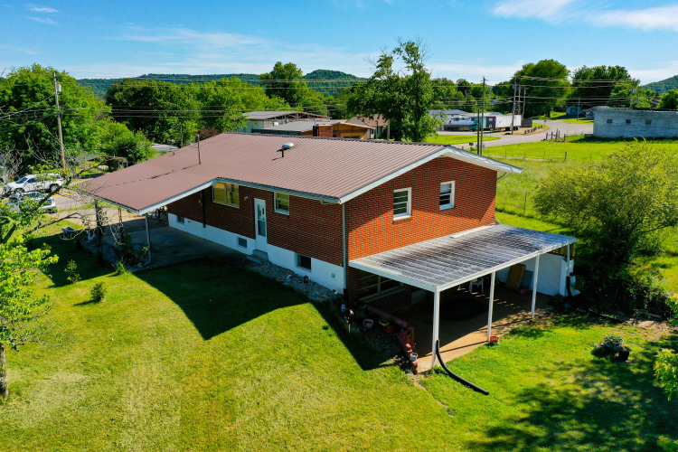 Listing Image 6