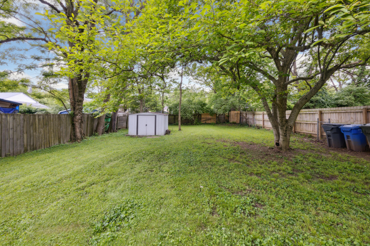 Listing Image 15
