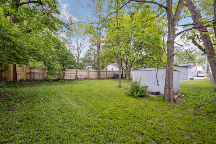 Listing Image 6