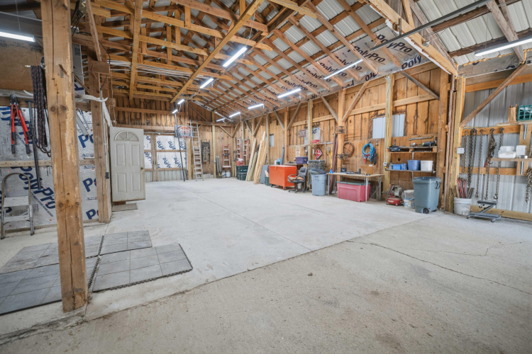 Listing Image 54