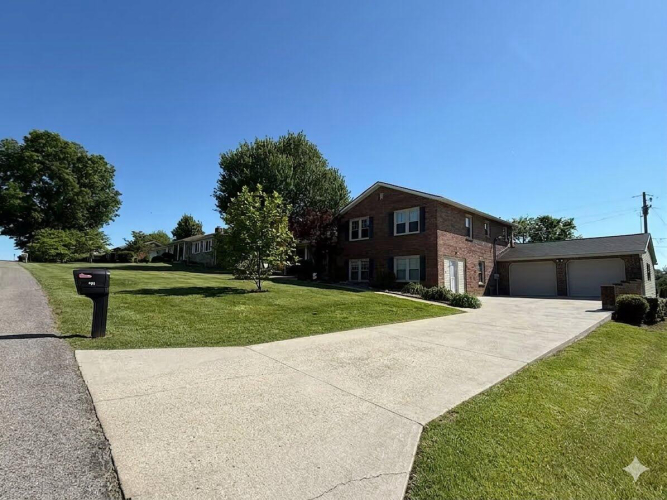 Listing Image 3