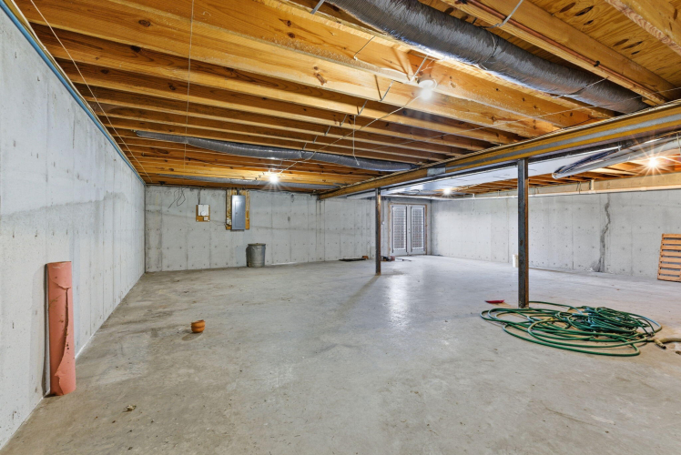 Listing Image 29