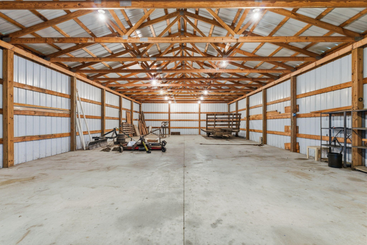 Listing Image 32