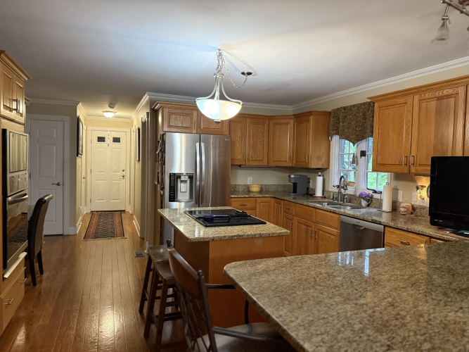 Listing Image 14