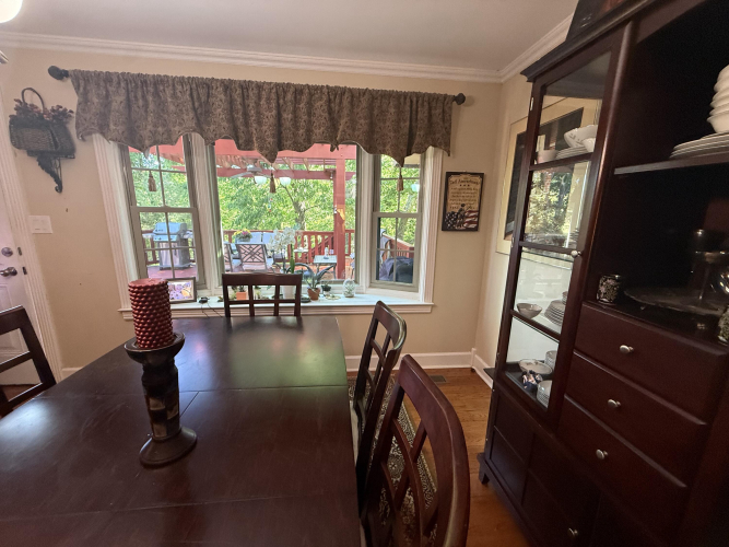 Listing Image 18