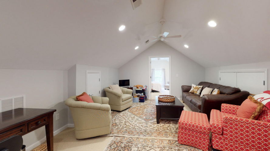 Listing Image 28