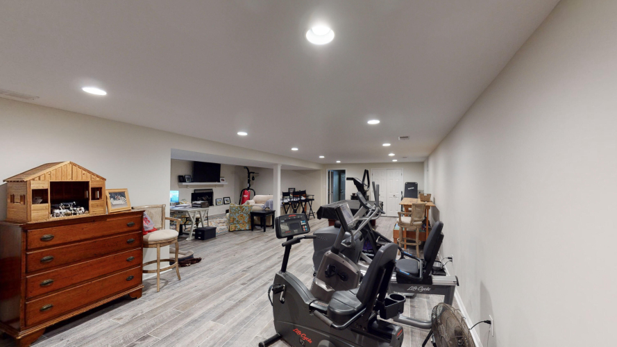 Listing Image 31
