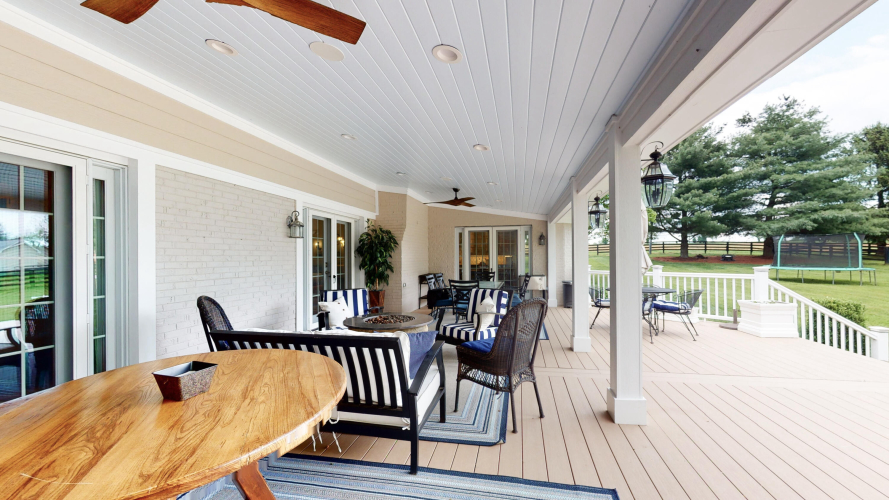 Listing Image 8