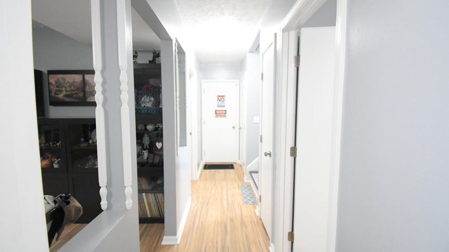 Listing Image 32