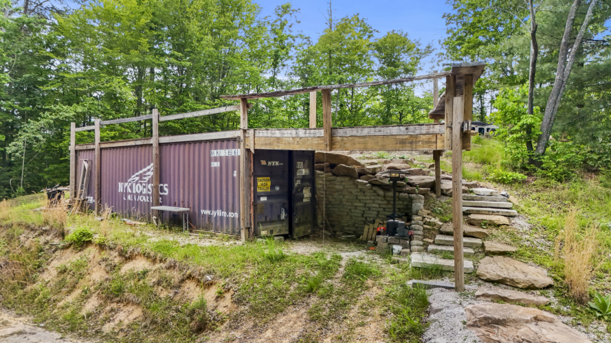 Listing Image 24