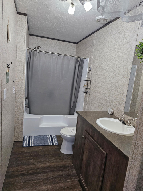 Listing Image 20