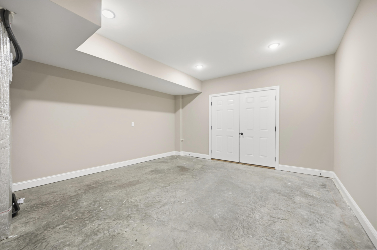 Listing Image 39