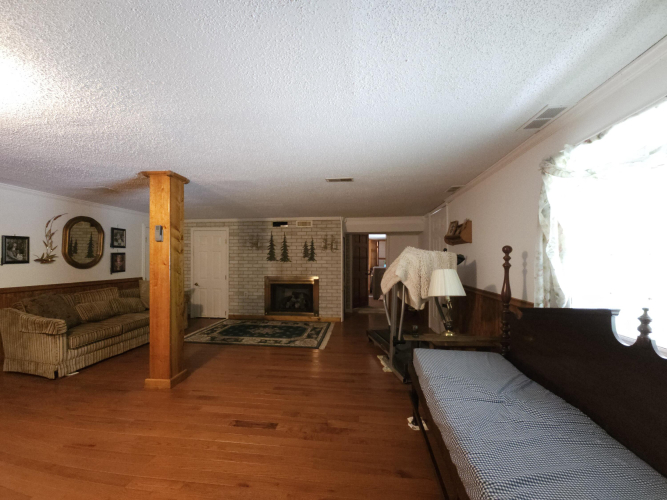 Listing Image 30