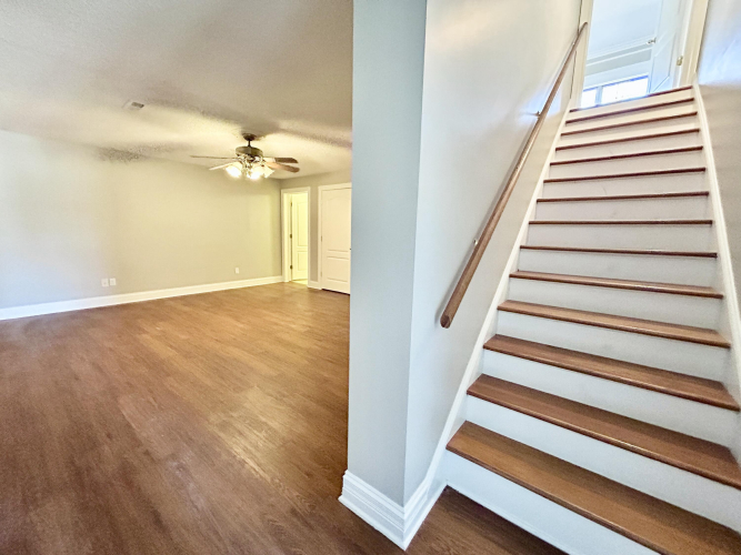 Listing Image 53