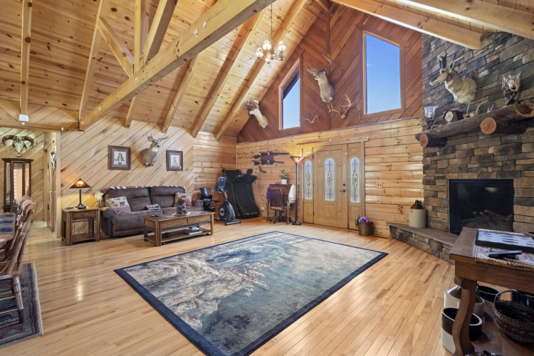 Listing Image 7