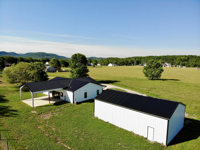 Listing Image 11