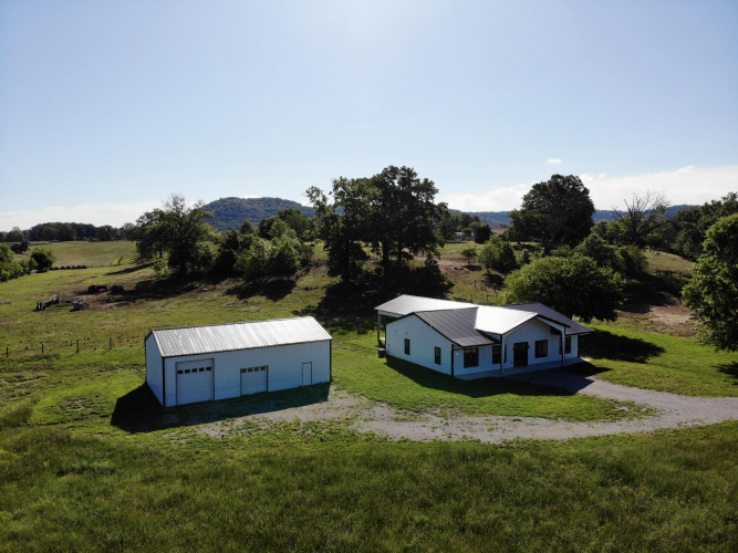 Listing Image 9