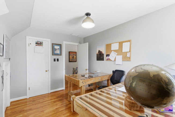 Listing Image 23