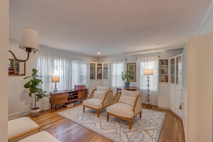 Listing Image 14