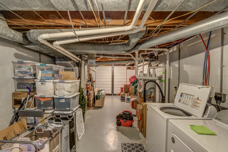 Listing Image 43
