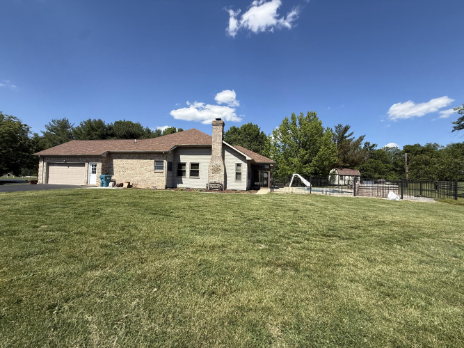 Listing Image 41