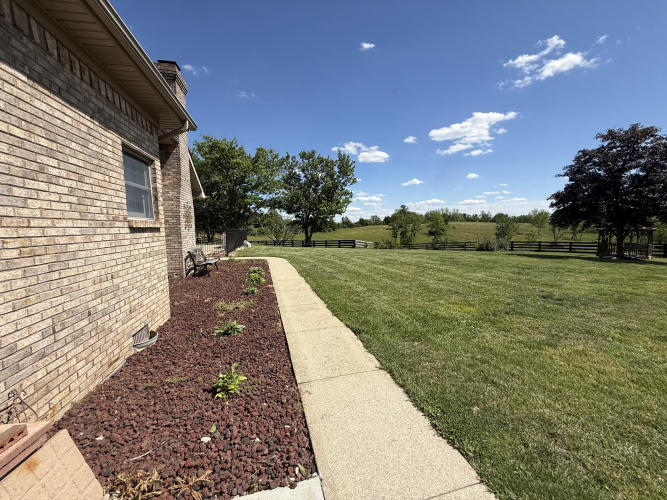 Listing Image 48